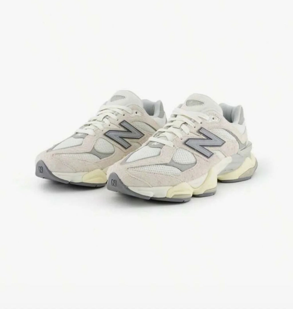 New Balance 9060 - Cream/Grey
