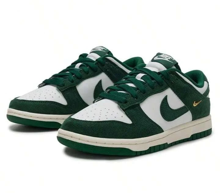 Nike Women's Dunk Low - Green/White