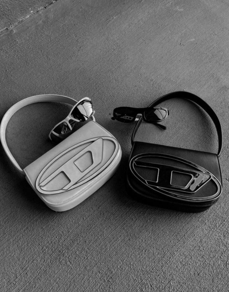 Diesel Luxury Shoulder Bag - Black/White